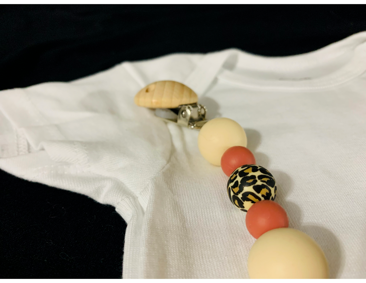 Pacifier Clip: Teether - Pretty Leopard